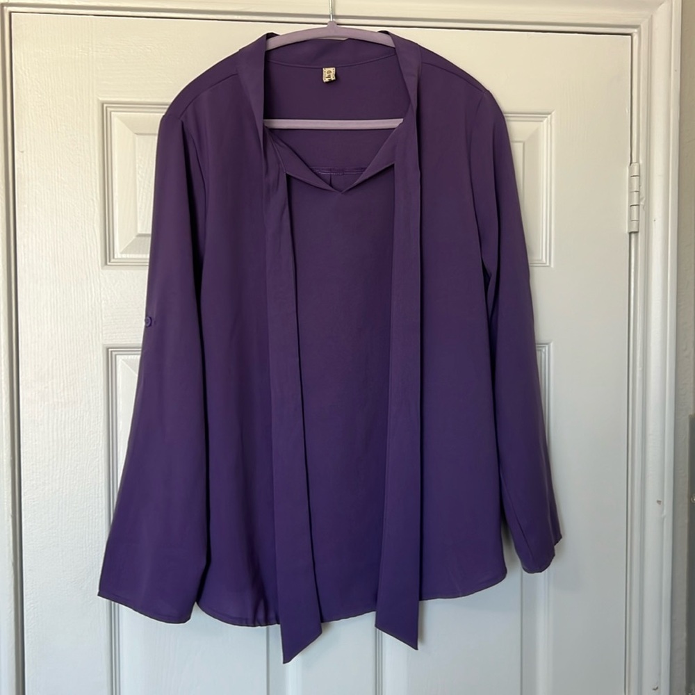 Blouse with tie. Purple. XL